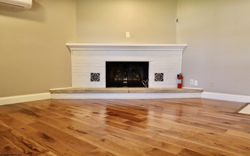 124 Riverview Drive, Elkins, West Virginia 26241, 4 Bedrooms Bedrooms, 7 Rooms Rooms,2 BathroomsBathrooms,Single Family Detached,For Sale,Riverview,10158787