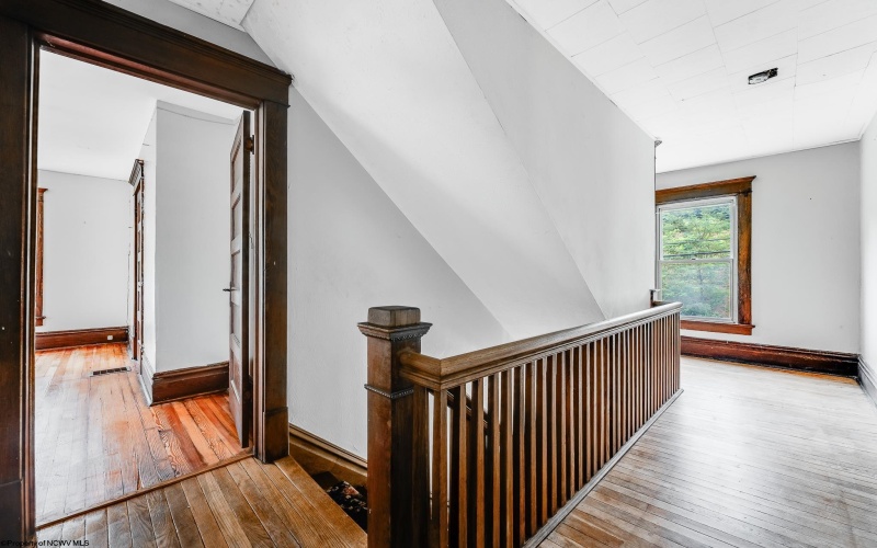 72 Robinson Run, Maidsville, West Virginia 26541, 3 Bedrooms Bedrooms, 8 Rooms Rooms,1 BathroomBathrooms,Single Family Detached,For Sale,Robinson,10160902