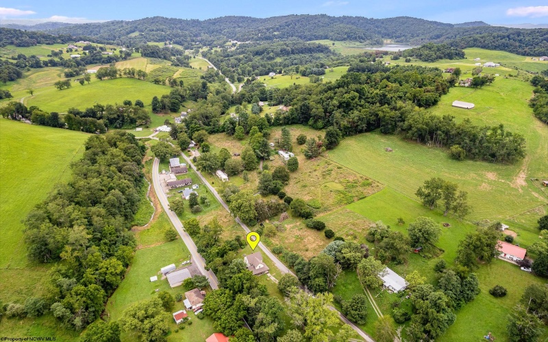 72 Robinson Run, Maidsville, West Virginia 26541, 3 Bedrooms Bedrooms, 8 Rooms Rooms,1 BathroomBathrooms,Single Family Detached,For Sale,Robinson,10160902