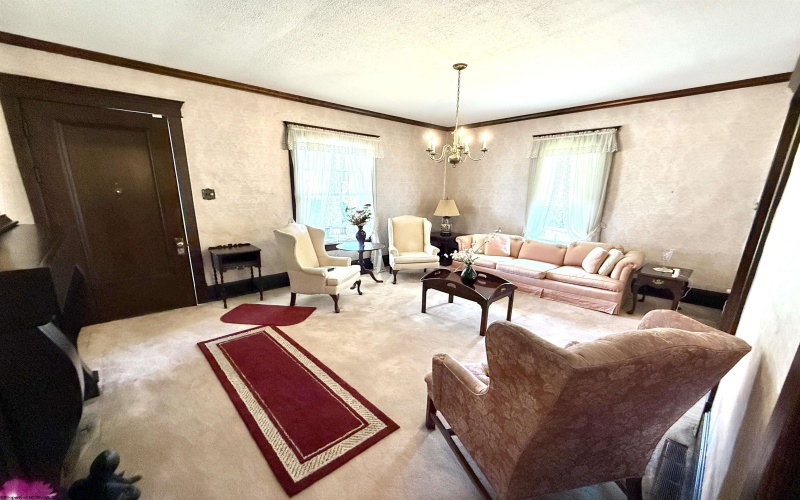 2107 Hamill Avenue, Clarksburg, West Virginia 26301, 4 Bedrooms Bedrooms, 8 Rooms Rooms,2 BathroomsBathrooms,Single Family Detached,For Sale,Hamill,10160913