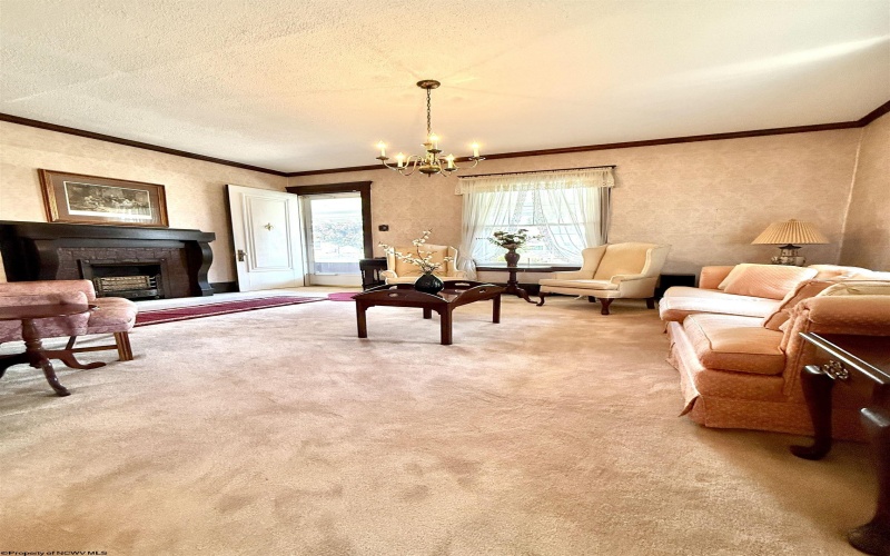 2107 Hamill Avenue, Clarksburg, West Virginia 26301, 4 Bedrooms Bedrooms, 8 Rooms Rooms,2 BathroomsBathrooms,Single Family Detached,For Sale,Hamill,10160913