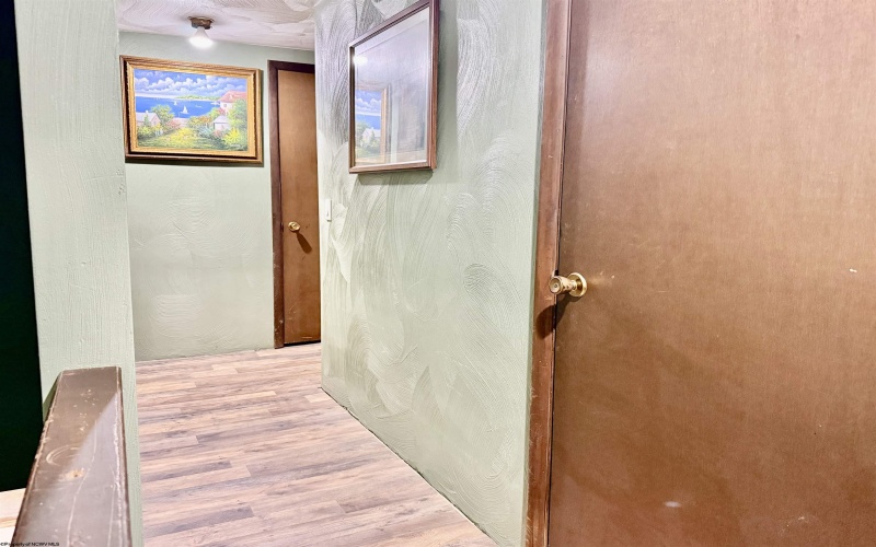 141 Golf Drive, Fairmont, West Virginia 26554, 5 Bedrooms Bedrooms, 8 Rooms Rooms,1 BathroomBathrooms,Single Family Detached,For Sale,Golf,10160909
