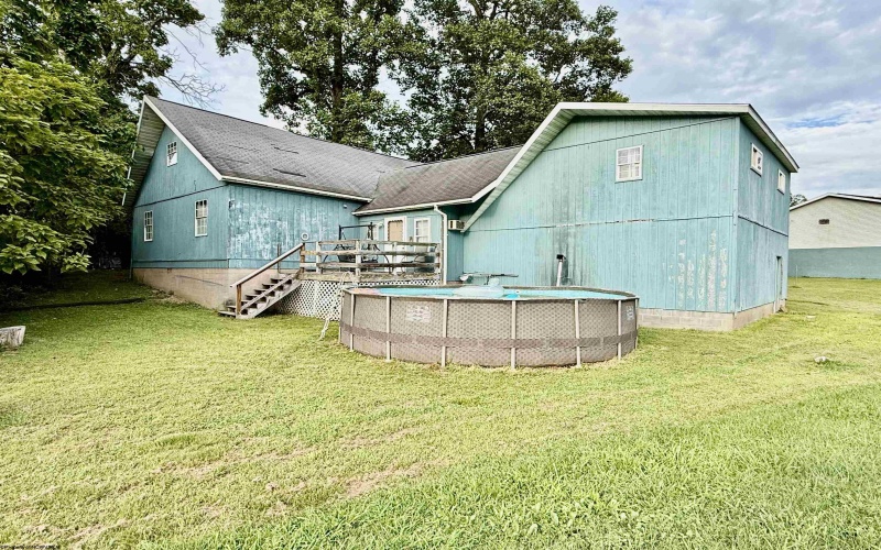 141 Golf Drive, Fairmont, West Virginia 26554, 5 Bedrooms Bedrooms, 8 Rooms Rooms,1 BathroomBathrooms,Single Family Detached,For Sale,Golf,10160909