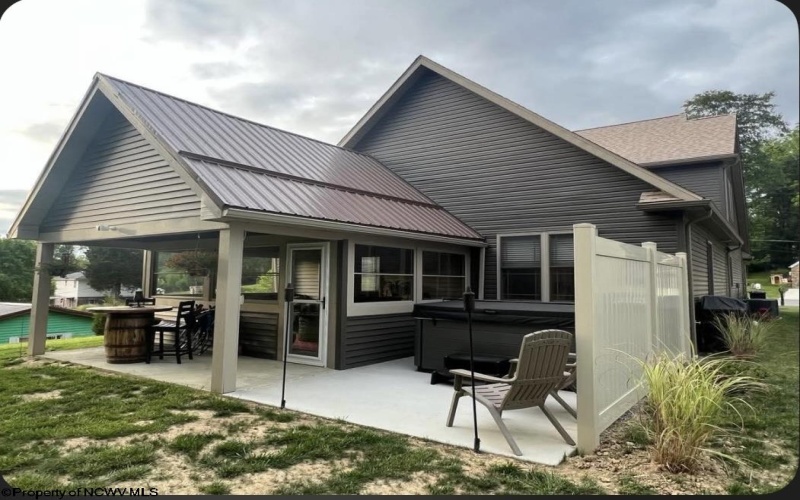 2340 School House Road, Pleasant Valley, West Virginia 26554, 3 Bedrooms Bedrooms, 6 Rooms Rooms,2 BathroomsBathrooms,Single Family Detached,For Sale,School House,10160918