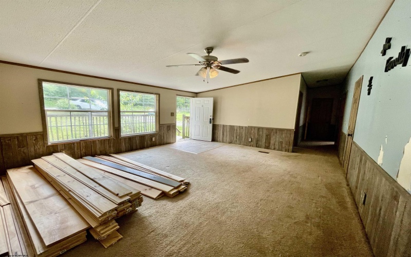 3806 Irish Ridge Road, Tunnelton, West Virginia 26444, 3 Bedrooms Bedrooms, 6 Rooms Rooms,2 BathroomsBathrooms,Single Family Detached,For Sale,Irish Ridge,10160939
