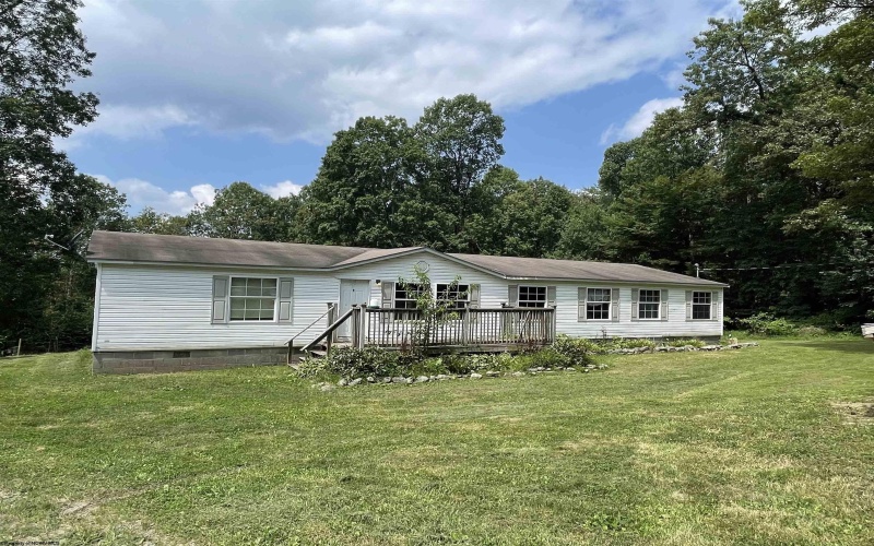 3806 Irish Ridge Road, Tunnelton, West Virginia 26444, 3 Bedrooms Bedrooms, 6 Rooms Rooms,2 BathroomsBathrooms,Single Family Detached,For Sale,Irish Ridge,10160939
