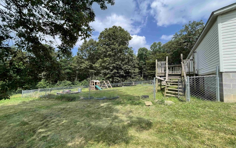 3806 Irish Ridge Road, Tunnelton, West Virginia 26444, 3 Bedrooms Bedrooms, 6 Rooms Rooms,2 BathroomsBathrooms,Single Family Detached,For Sale,Irish Ridge,10160939