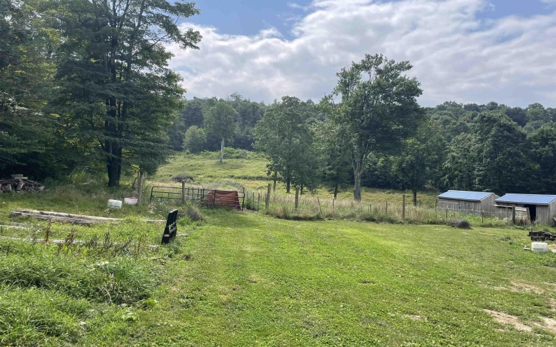 3806 Irish Ridge Road, Tunnelton, West Virginia 26444, 3 Bedrooms Bedrooms, 6 Rooms Rooms,2 BathroomsBathrooms,Single Family Detached,For Sale,Irish Ridge,10160939