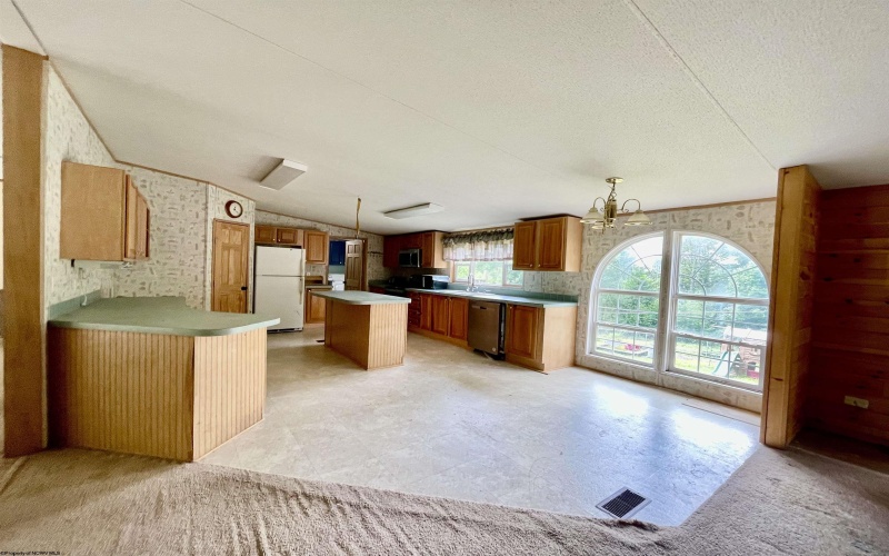 3806 Irish Ridge Road, Tunnelton, West Virginia 26444, 3 Bedrooms Bedrooms, 6 Rooms Rooms,2 BathroomsBathrooms,Single Family Detached,For Sale,Irish Ridge,10160939