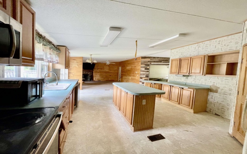 3806 Irish Ridge Road, Tunnelton, West Virginia 26444, 3 Bedrooms Bedrooms, 6 Rooms Rooms,2 BathroomsBathrooms,Single Family Detached,For Sale,Irish Ridge,10160939