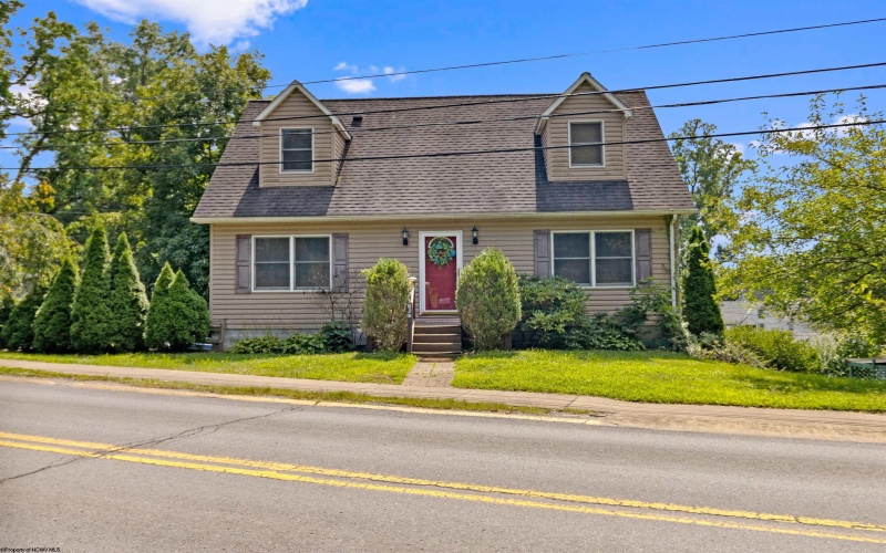 207 Willowdale Road, Morgantown, West Virginia 26505, 3 Bedrooms Bedrooms, 8 Rooms Rooms,2 BathroomsBathrooms,Single Family Detached,For Sale,Willowdale,10160938