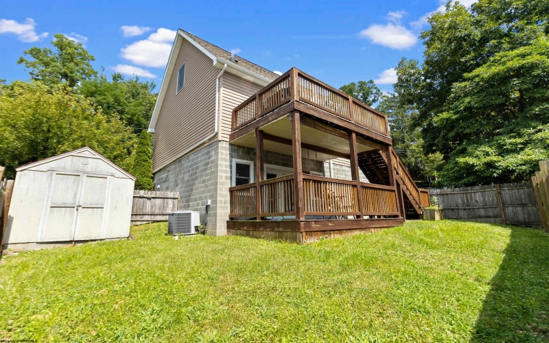207 Willowdale Road, Morgantown, West Virginia 26505, 3 Bedrooms Bedrooms, 8 Rooms Rooms,2 BathroomsBathrooms,Single Family Detached,For Sale,Willowdale,10160938