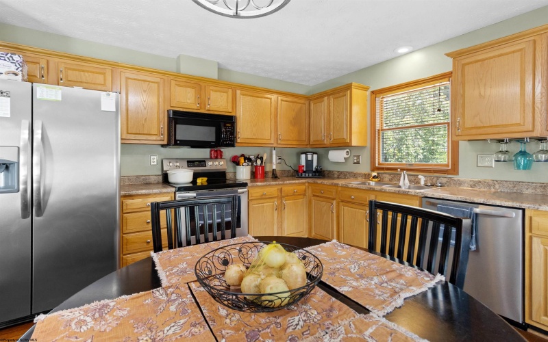 207 Willowdale Road, Morgantown, West Virginia 26505, 3 Bedrooms Bedrooms, 8 Rooms Rooms,2 BathroomsBathrooms,Single Family Detached,For Sale,Willowdale,10160938
