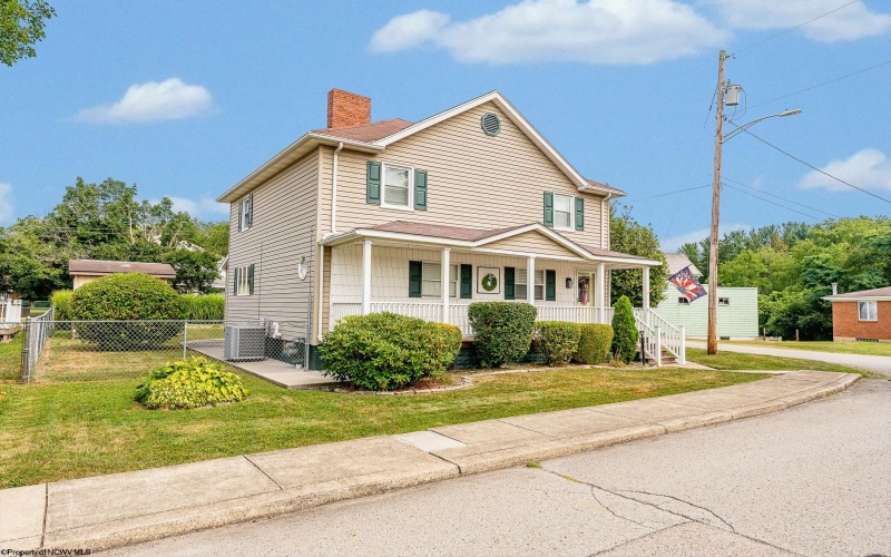 41 First Street, Smock, Pennsylvania 15480, 4 Bedrooms Bedrooms, 7 Rooms Rooms,2 BathroomsBathrooms,Single Family Detached,For Sale,First,10160933
