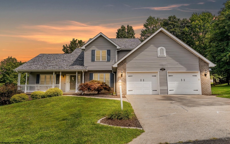 1620 Prince Road, Morgantown, West Virginia 26508-2907, 5 Bedrooms Bedrooms, 12 Rooms Rooms,3 BathroomsBathrooms,Single Family Detached,For Sale,Prince,10160932