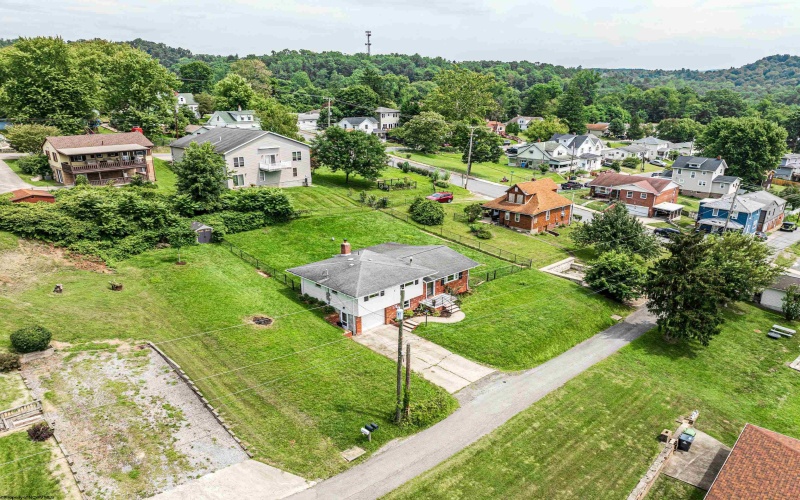 1224 Carlisle Avenue, Morgantown, West Virginia 26505, 3 Bedrooms Bedrooms, 8 Rooms Rooms,2 BathroomsBathrooms,Single Family Detached,For Sale,Carlisle,10160925