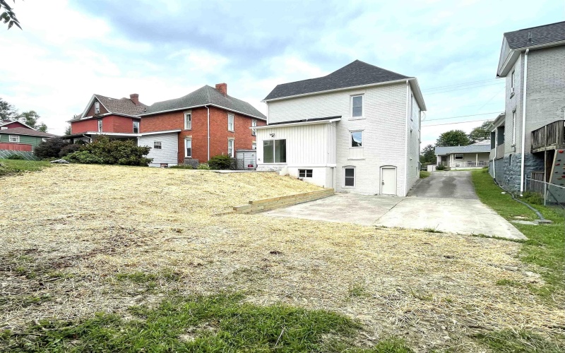 122 Marion Street, Fairmont, West Virginia 26554, 3 Bedrooms Bedrooms, 8 Rooms Rooms,1 BathroomBathrooms,Single Family Detached,For Sale,Marion,10160935
