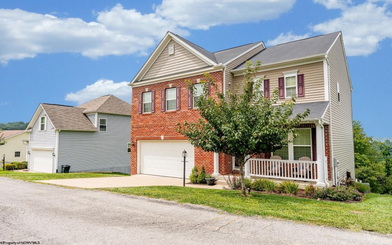 12 Summers Ridge Road, Morgantown, West Virginia 26508, 4 Bedrooms Bedrooms, 10 Rooms Rooms,3 BathroomsBathrooms,Single Family Detached,For Sale,Summers Ridge,10160936