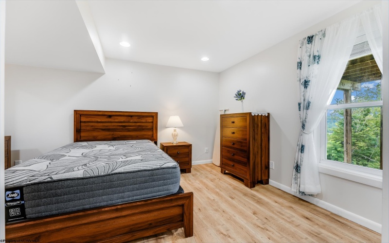 12 Summers Ridge Road, Morgantown, West Virginia 26508, 4 Bedrooms Bedrooms, 10 Rooms Rooms,3 BathroomsBathrooms,Single Family Detached,For Sale,Summers Ridge,10160936