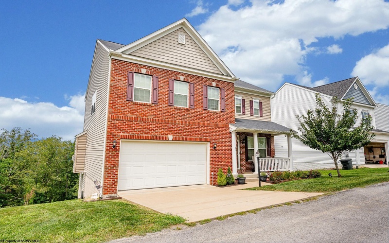 12 Summers Ridge Road, Morgantown, West Virginia 26508, 4 Bedrooms Bedrooms, 10 Rooms Rooms,3 BathroomsBathrooms,Single Family Detached,For Sale,Summers Ridge,10160936