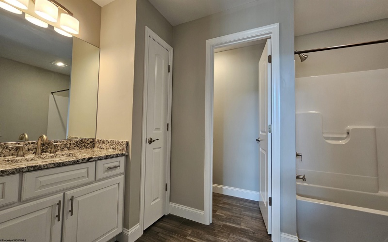 313 Salonika Drive, Morgantown, West Virginia 26508, 5 Bedrooms Bedrooms, 12 Rooms Rooms,4 BathroomsBathrooms,Single Family Detached,For Sale,Salonika,10160945