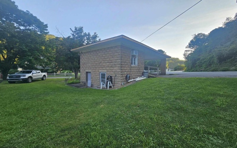 13 Church Fork Road, Hundred, West Virginia 26575, 4 Bedrooms Bedrooms, 8 Rooms Rooms,2 BathroomsBathrooms,Single Family Detached,For Sale,Church Fork,10160943