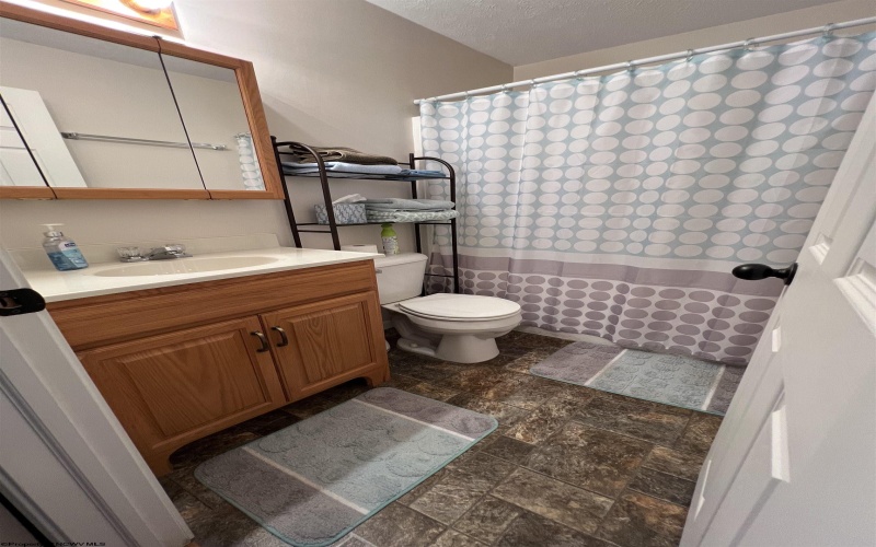 18 Northview Drive, Elkins, West Virginia 26241, 3 Bedrooms Bedrooms, 8 Rooms Rooms,2 BathroomsBathrooms,Single Family Detached,For Sale,Northview,10160963