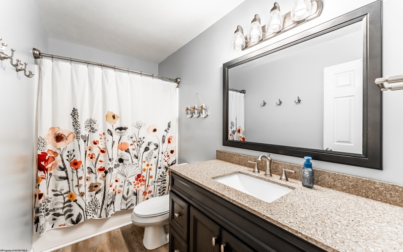 138 Eagle Drive, Maidsville, West Virginia 26541, 3 Bedrooms Bedrooms, 5 Rooms Rooms,1 BathroomBathrooms,Single Family Attached,For Sale,Eagle,10160957