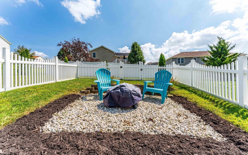 138 Eagle Drive, Maidsville, West Virginia 26541, 3 Bedrooms Bedrooms, 5 Rooms Rooms,1 BathroomBathrooms,Single Family Attached,For Sale,Eagle,10160957