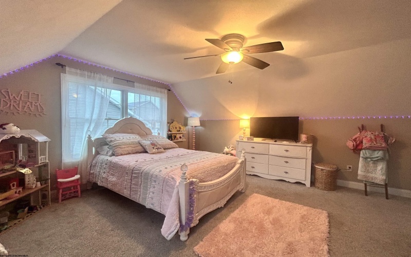 1107 Bailey Circle, Morgantown, West Virginia 26508, 5 Bedrooms Bedrooms, 9 Rooms Rooms,3 BathroomsBathrooms,Single Family Detached,For Sale,Bailey,10160961