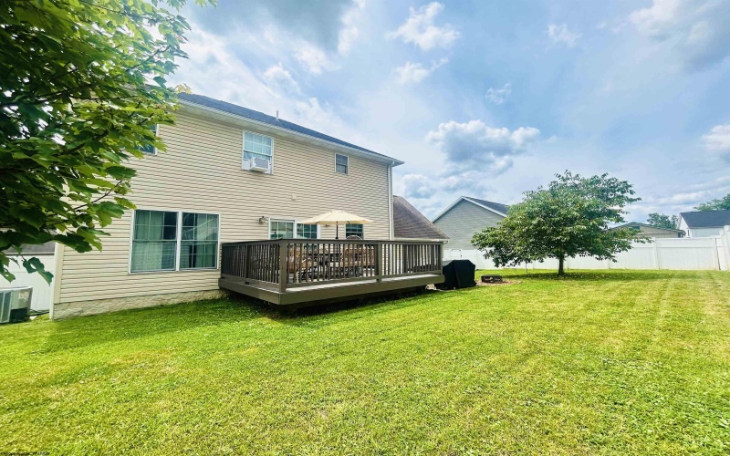 1107 Bailey Circle, Morgantown, West Virginia 26508, 5 Bedrooms Bedrooms, 9 Rooms Rooms,3 BathroomsBathrooms,Single Family Detached,For Sale,Bailey,10160961