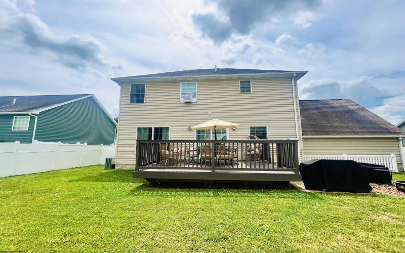 1107 Bailey Circle, Morgantown, West Virginia 26508, 5 Bedrooms Bedrooms, 9 Rooms Rooms,3 BathroomsBathrooms,Single Family Detached,For Sale,Bailey,10160961