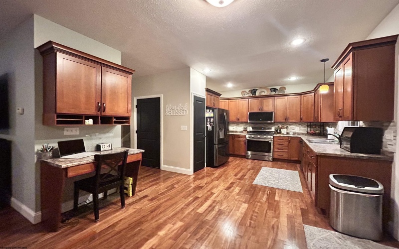 1107 Bailey Circle, Morgantown, West Virginia 26508, 5 Bedrooms Bedrooms, 9 Rooms Rooms,3 BathroomsBathrooms,Single Family Detached,For Sale,Bailey,10160961