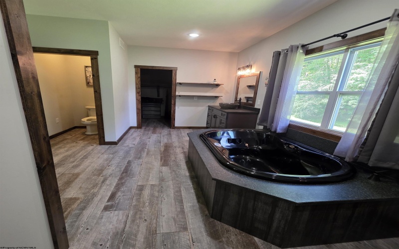 441 Aspin Road, Weston, West Virginia 26452, 4 Bedrooms Bedrooms, 6 Rooms Rooms,2 BathroomsBathrooms,Single Family Detached,For Sale,Aspin,10160952