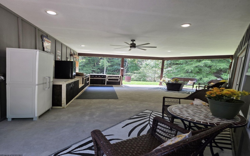 441 Aspin Road, Weston, West Virginia 26452, 4 Bedrooms Bedrooms, 6 Rooms Rooms,2 BathroomsBathrooms,Single Family Detached,For Sale,Aspin,10160952