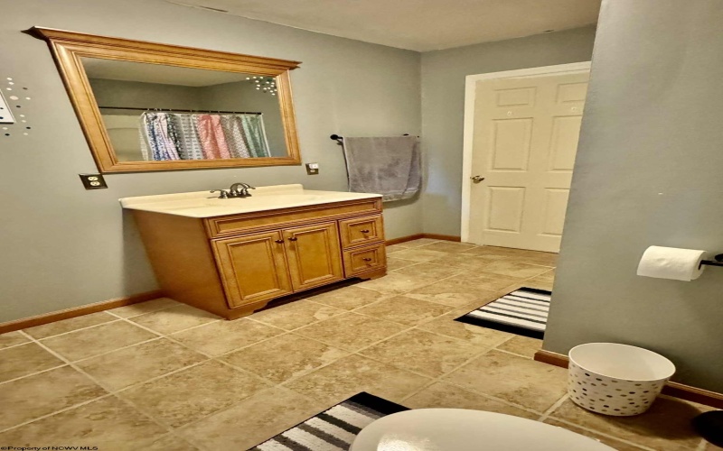 91 Imperial Woods Drive, Kingwood, West Virginia 26537, 4 Bedrooms Bedrooms, 7 Rooms Rooms,3 BathroomsBathrooms,Single Family Detached,For Sale,Imperial Woods,10160955