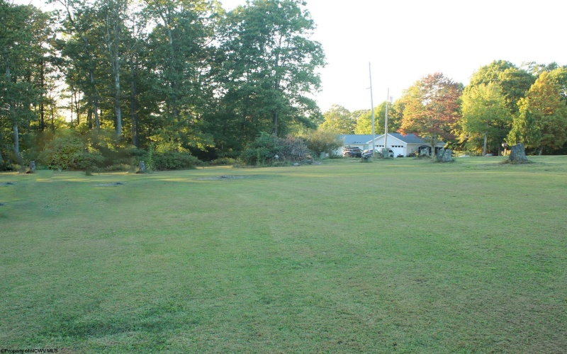 91 Imperial Woods Drive, Kingwood, West Virginia 26537, 4 Bedrooms Bedrooms, 7 Rooms Rooms,3 BathroomsBathrooms,Single Family Detached,For Sale,Imperial Woods,10160955
