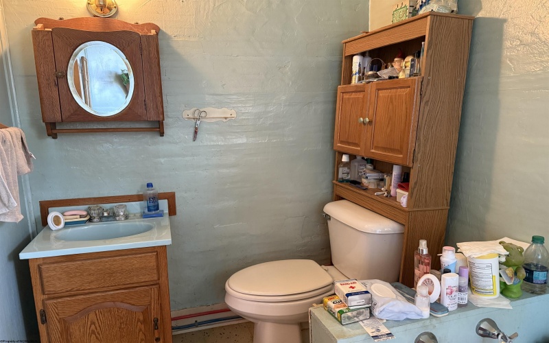 676 Main Street, Beverly, West Virginia 26253, 4 Bedrooms Bedrooms, 11 Rooms Rooms,1 BathroomBathrooms,Single Family Detached,For Sale,Main,10160964