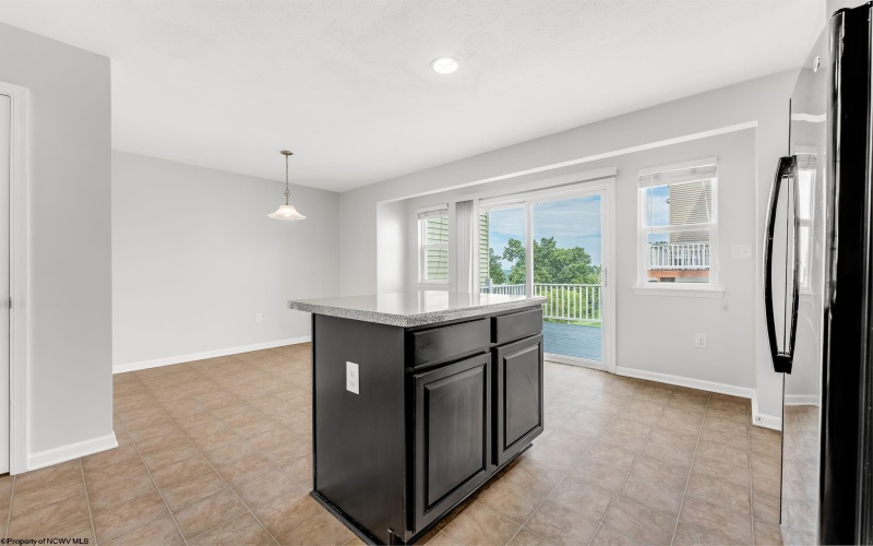 204 TREELINE Lane, Morgantown, West Virginia 26508, 4 Bedrooms Bedrooms, 8 Rooms Rooms,2 BathroomsBathrooms,Single Family Attached,For Sale,TREELINE,10160975