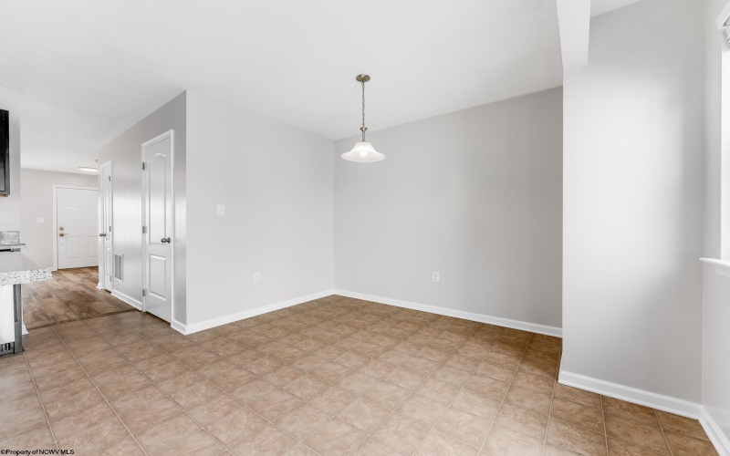 204 TREELINE Lane, Morgantown, West Virginia 26508, 4 Bedrooms Bedrooms, 8 Rooms Rooms,2 BathroomsBathrooms,Single Family Attached,For Sale,TREELINE,10160975