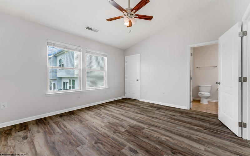 204 TREELINE Lane, Morgantown, West Virginia 26508, 4 Bedrooms Bedrooms, 8 Rooms Rooms,2 BathroomsBathrooms,Single Family Attached,For Sale,TREELINE,10160975
