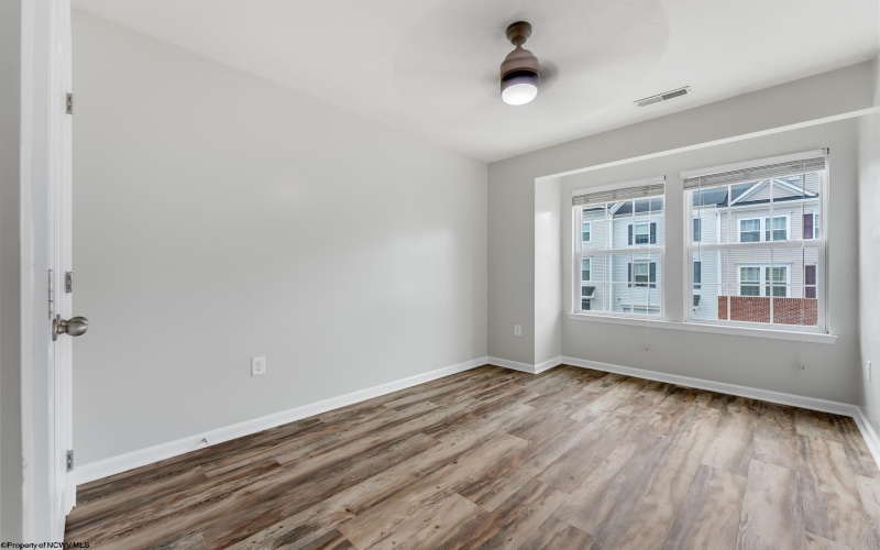 204 TREELINE Lane, Morgantown, West Virginia 26508, 4 Bedrooms Bedrooms, 8 Rooms Rooms,2 BathroomsBathrooms,Single Family Attached,For Sale,TREELINE,10160975