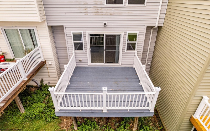 204 TREELINE Lane, Morgantown, West Virginia 26508, 4 Bedrooms Bedrooms, 8 Rooms Rooms,2 BathroomsBathrooms,Single Family Attached,For Sale,TREELINE,10160975