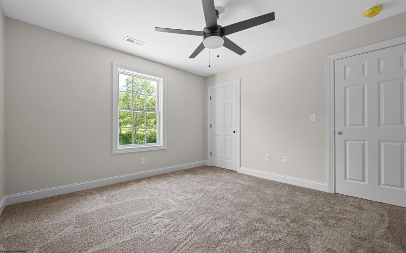 986 Ashton Place, Morgantown, West Virginia 26508, 3 Bedrooms Bedrooms, 7 Rooms Rooms,2 BathroomsBathrooms,Single Family Attached,For Sale,Ashton,10160983