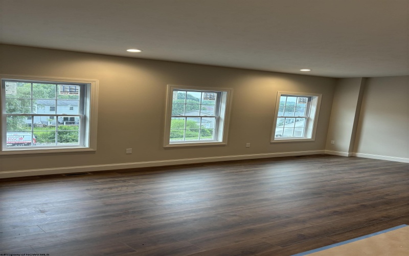 986 Ashton Place, Morgantown, West Virginia 26508, 3 Bedrooms Bedrooms, 8 Rooms Rooms,2 BathroomsBathrooms,Single Family Attached,For Sale,Ashton,10160983