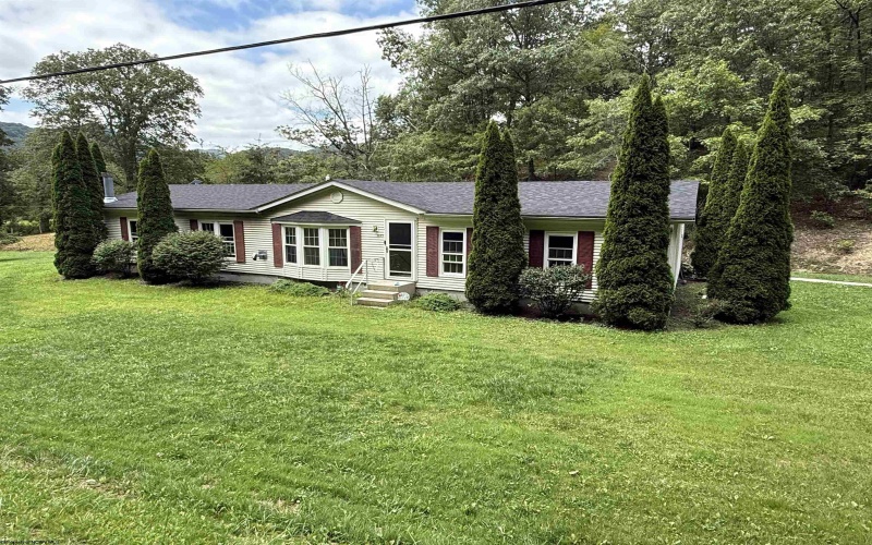 1689 Bell Crouch Road, Huttonsville, West Virginia 26273, 3 Bedrooms Bedrooms, 8 Rooms Rooms,2 BathroomsBathrooms,Single Family Detached,For Sale,Bell Crouch,10160976