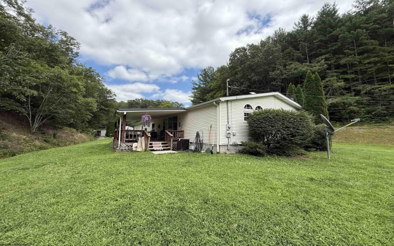 1689 Bell Crouch Road, Huttonsville, West Virginia 26273, 3 Bedrooms Bedrooms, 8 Rooms Rooms,2 BathroomsBathrooms,Single Family Detached,For Sale,Bell Crouch,10160976