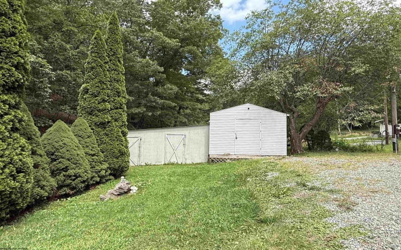 1689 Bell Crouch Road, Huttonsville, West Virginia 26273, 3 Bedrooms Bedrooms, 8 Rooms Rooms,2 BathroomsBathrooms,Single Family Detached,For Sale,Bell Crouch,10160976