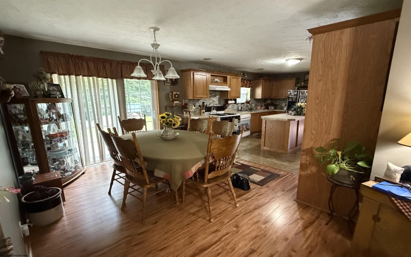 514 Wallace Road, Wallace, West Virginia 26448, 3 Bedrooms Bedrooms, 8 Rooms Rooms,2 BathroomsBathrooms,Single Family Detached,For Sale,Wallace,10160974