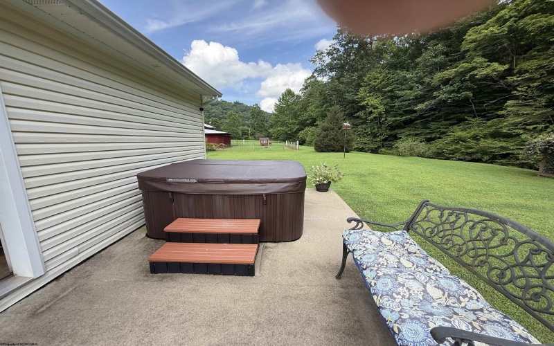 514 Wallace Road, Wallace, West Virginia 26448, 3 Bedrooms Bedrooms, 8 Rooms Rooms,2 BathroomsBathrooms,Single Family Detached,For Sale,Wallace,10160974